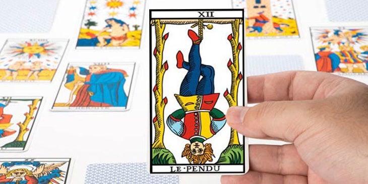 The Hangman  Tarot significado, Tarot, Arte de carta tarot